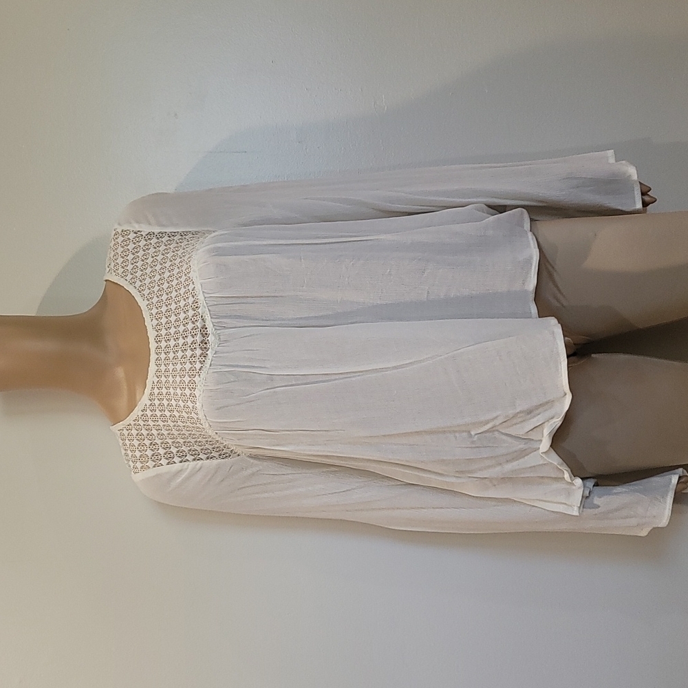 Fashion on earth boho womens top size M ivory color